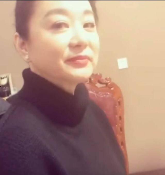 林青霞厨师爆料视频播放,厨房里的明星生活与美食故事  第2张 林青霞厨师爆料视频播放,厨房里的明星生活与美食故事  第2张