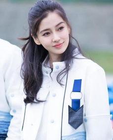 圈内人士爆料蒋菲菲的人,从平凡女孩到璀璨明星的逆袭之路  第2张 圈内人士爆料蒋菲菲的人,从平凡女孩到璀璨明星的逆袭之路  第2张