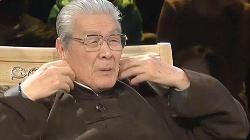 蓝天野最新爆料,揭秘娱乐圈不为人知的幕后故事  第2张 蓝天野最新爆料,揭秘娱乐圈不为人知的幕后故事  第2张